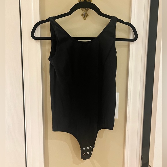 Yummie Women's Ruby Seamless Everyday Shaping Bodysuit - Picture 5 of 6